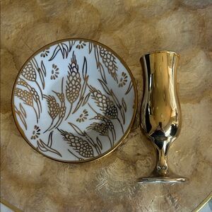 Gold and White wheat Plate and Goblet Set from the Palace Casino